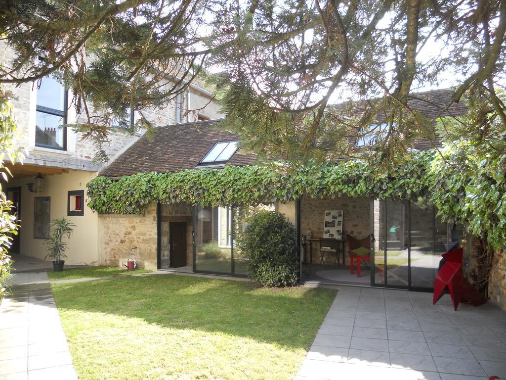 Le Nid D'Hirondelles Bed & Breakfast Perthes-en-Gatinais Exterior photo